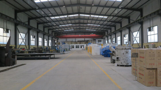 آلة إزالة الغازات من الألومنيوم بجهد 380 فولت 50 هرتز تتميز بعمر تبطين مجرى متين يبلغ 18 شهرًا لمعالجة صهر الألومنيوم